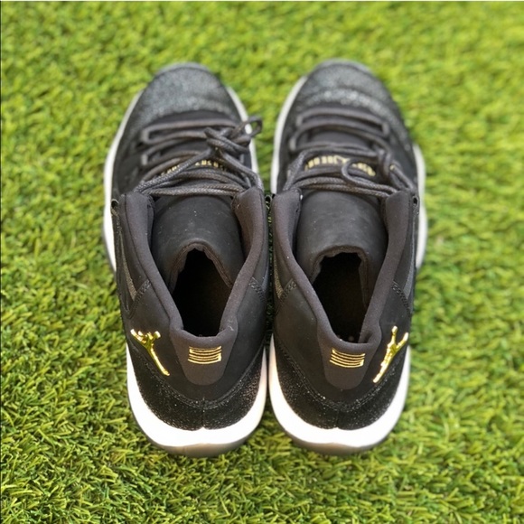 Air Jordan 11 Premium HC - Picture 4 of 5